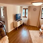 Cozy&modern &Netflix Wohnung mit Blick ins Grüne