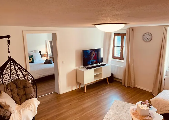 Cozy&modern &Netflix Wohnung mit Blick ins Grüne